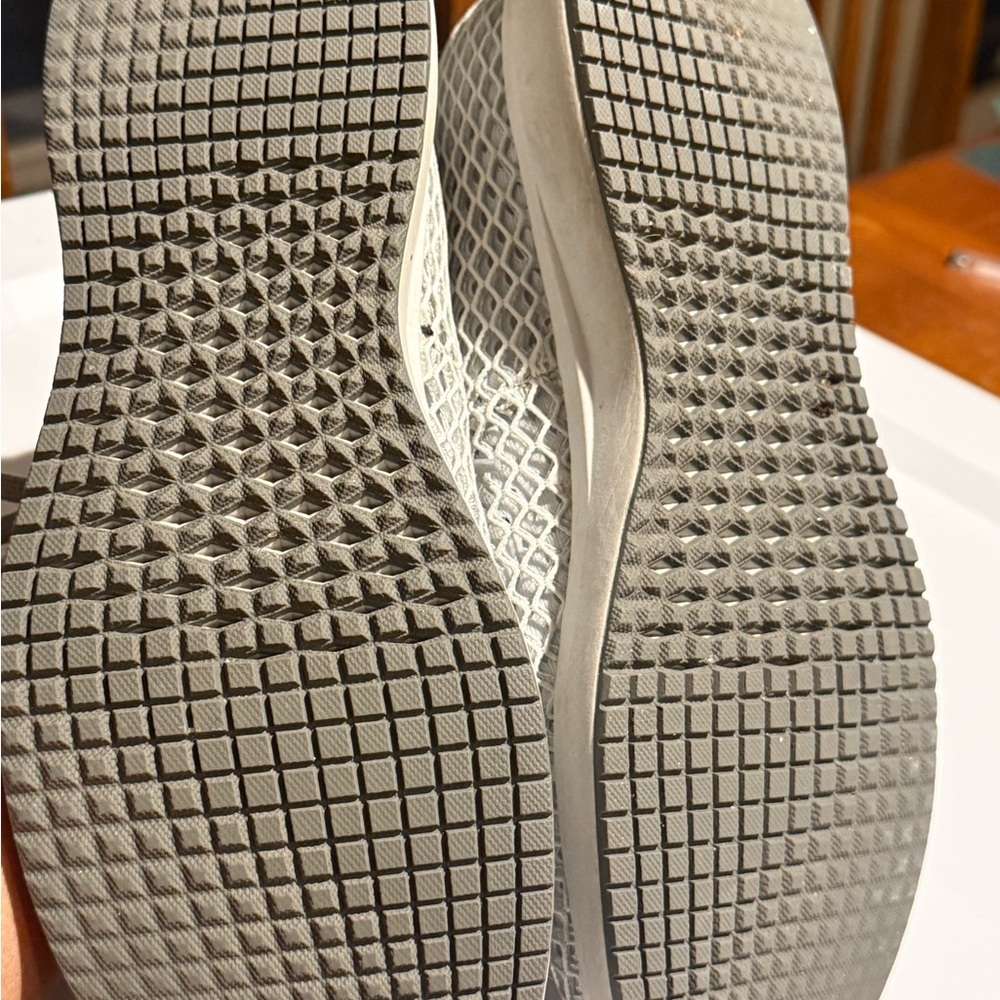 NOBULL High Top Trainer Womens 8 Grey Cross Training Athletic Shoes - Picture 6 of 8